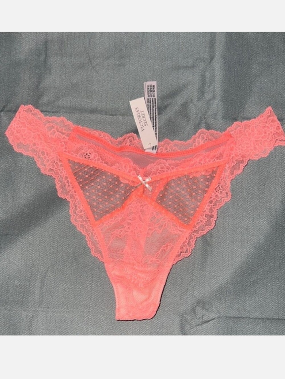 Victoria's secret very sexy dream Angel's lace and mesh thong panty LARGE